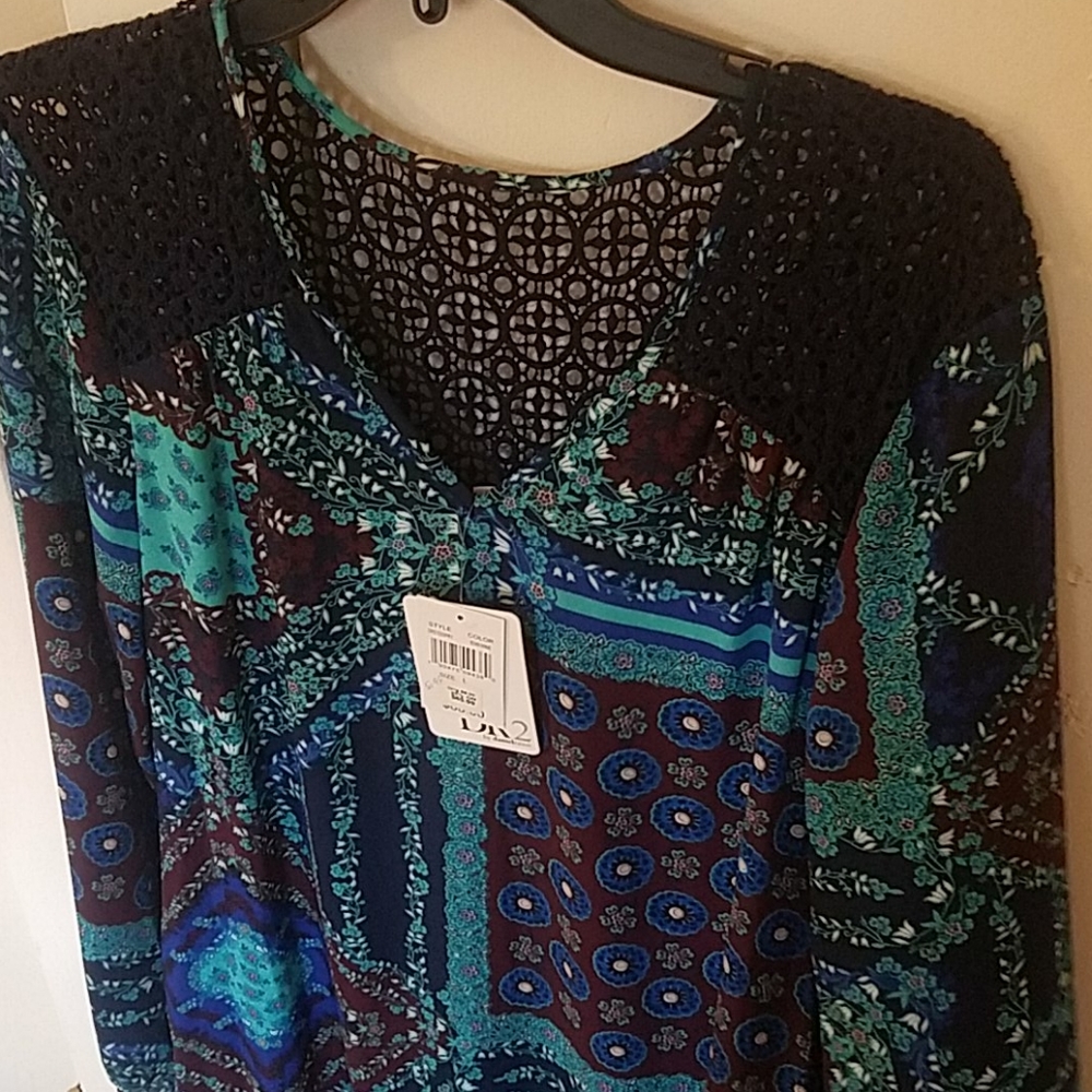 DR2 top, long, flowing tunic, high end. NWT